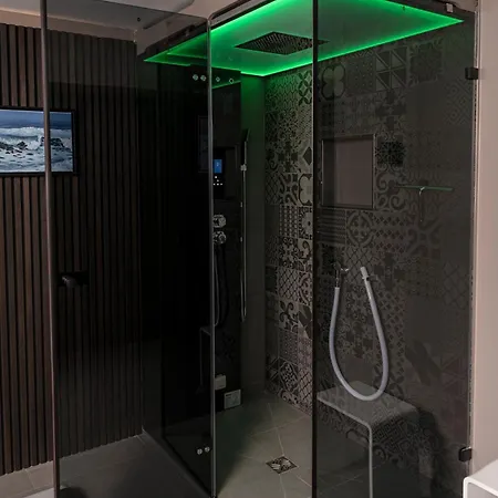 아파트 Wellness House Oase Mit Whirlpool